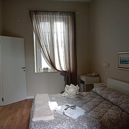 Room 369 Termoli Bagian luar foto