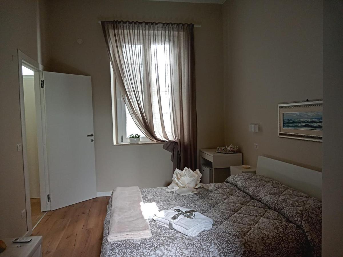 Room 369 Termoli Bagian luar foto